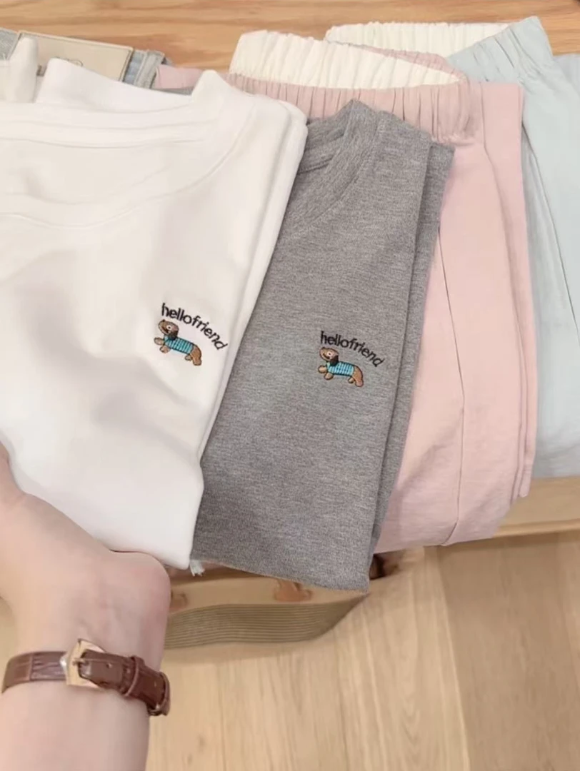 七言家巨软！夏季腊肠狗刺绣凉快短袖9918@