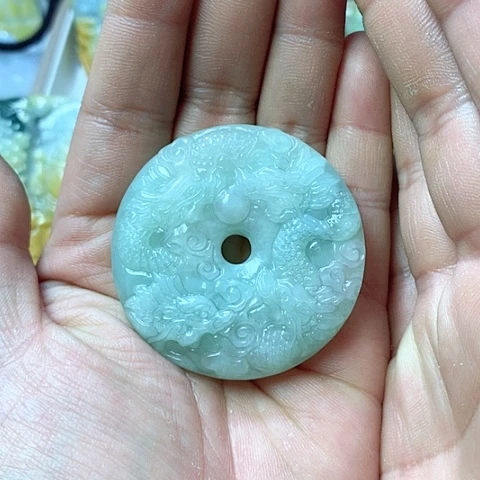 翡翠颈饰未镶嵌财**进天然缅甸翡翠a货