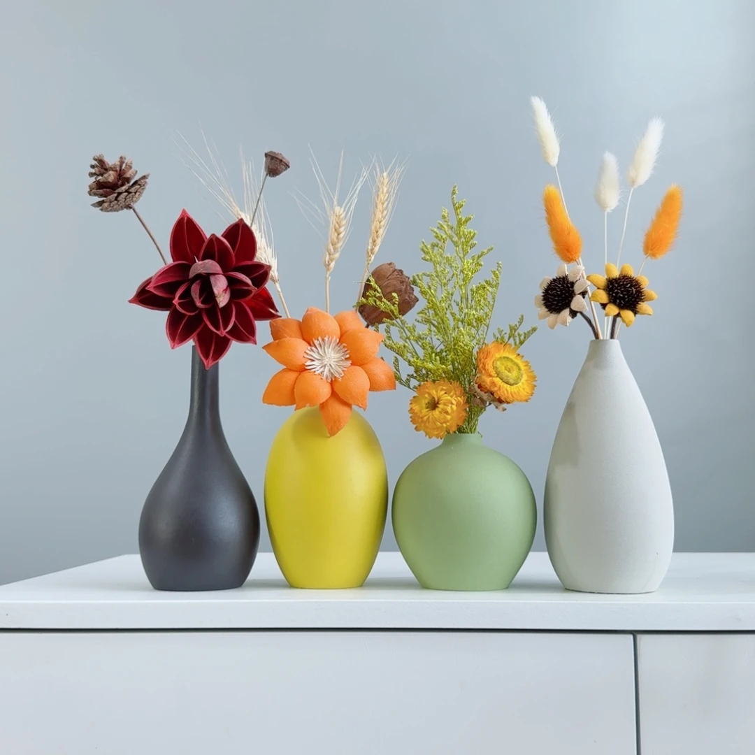 摆件陶瓷小花瓶含花总高约20-30cm