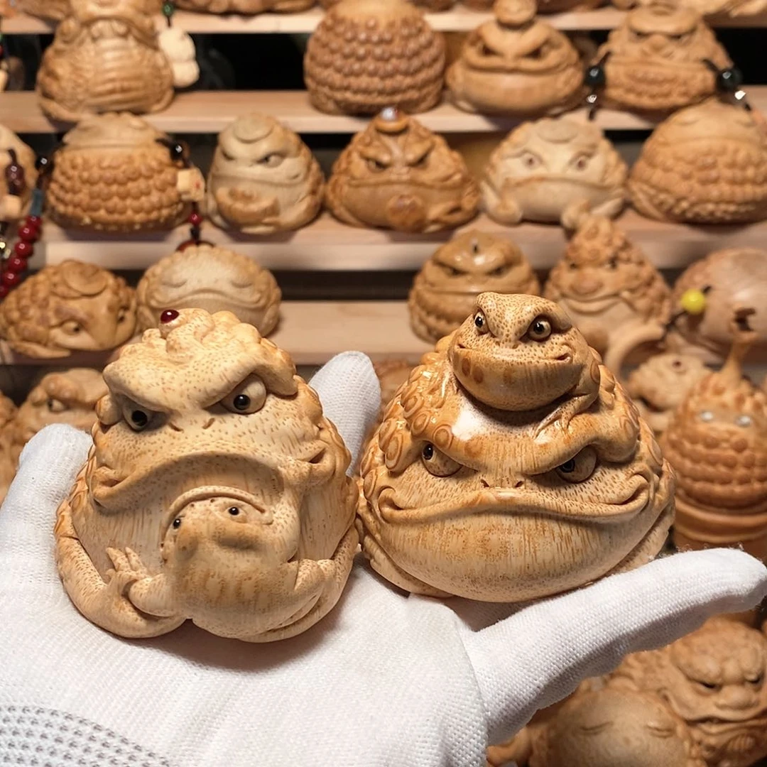 竹雲*竹根雕金蟾手把件