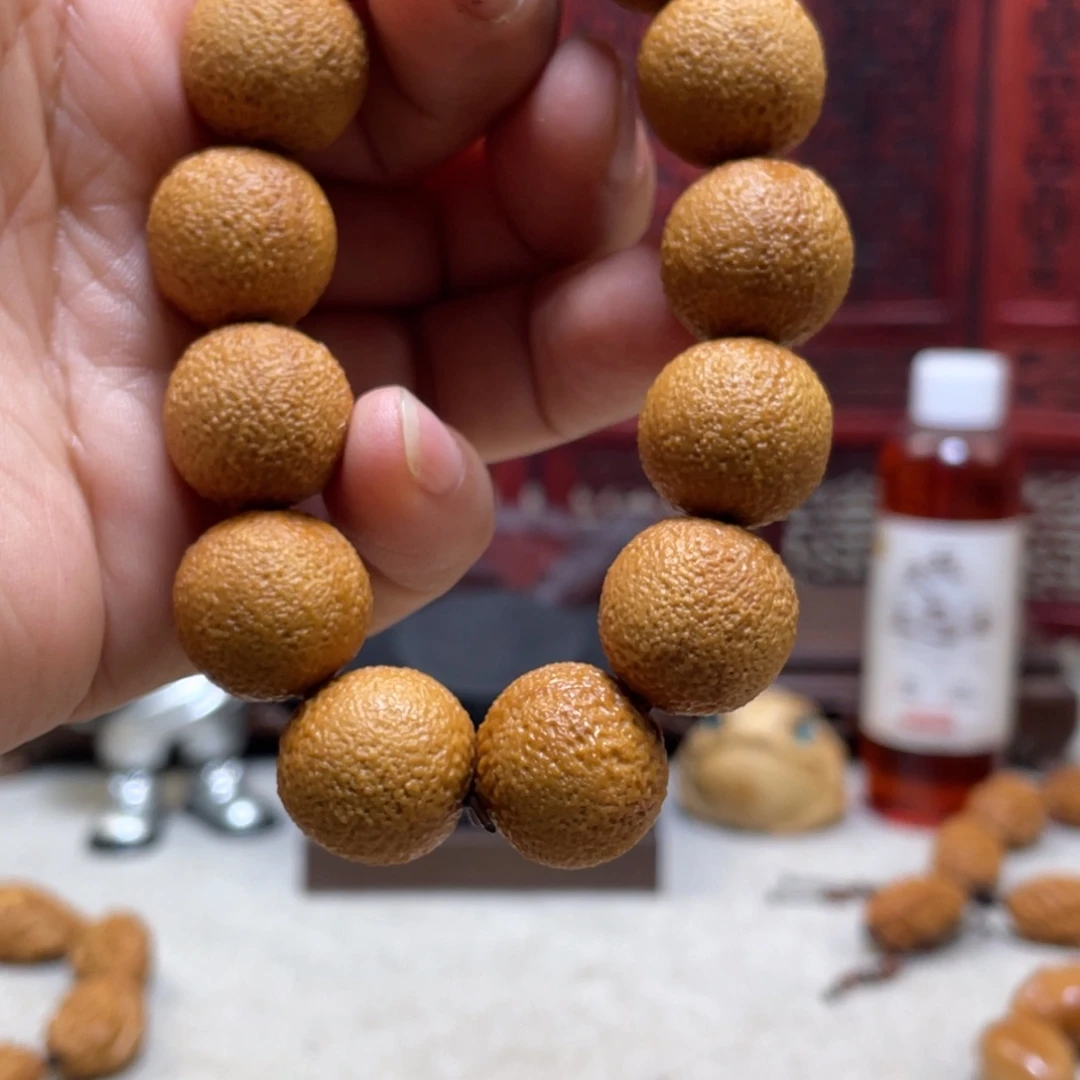 橄榄核吊坠橄榄核雕