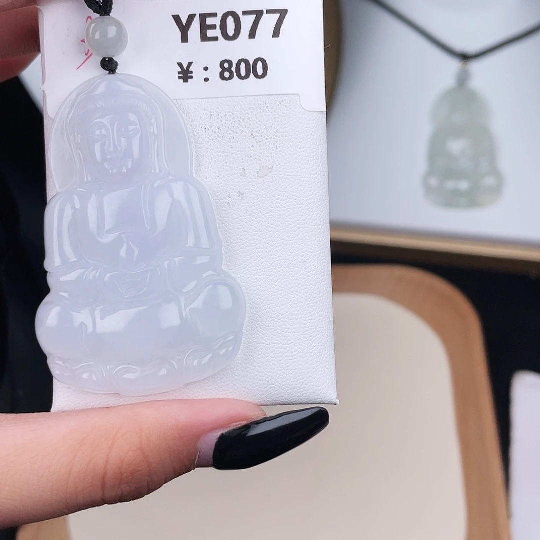 翡翠未镶嵌颈饰YE077