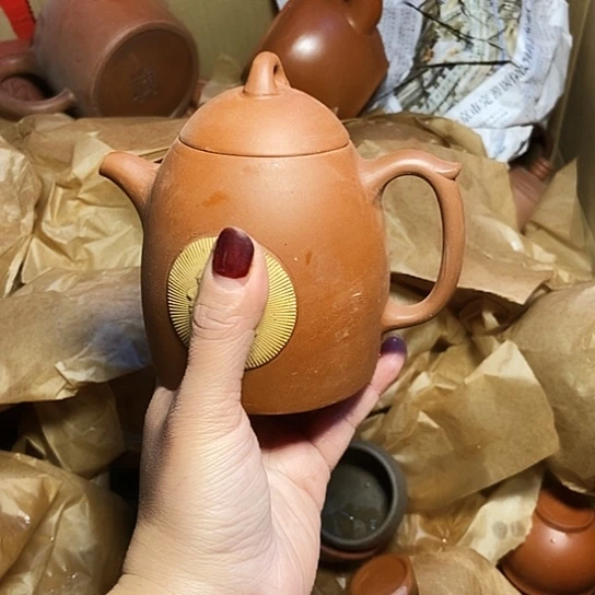 手工制作宜兴紫砂壶