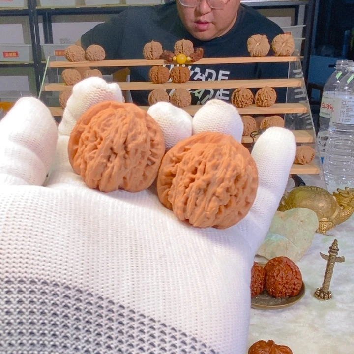 把件文玩核桃楼子
