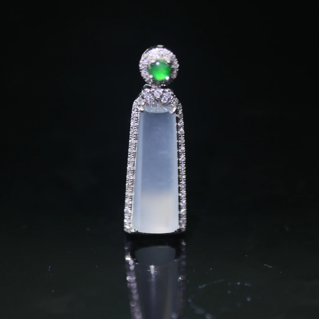 29天然缅甸翡翠A货18k金镶高冰无事柱/100149/上海嘉禾拍卖