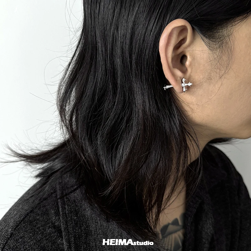 铜合金耳饰 原创鸢尾花系列莫桑钻十字架耳钉男女银针耳环小众