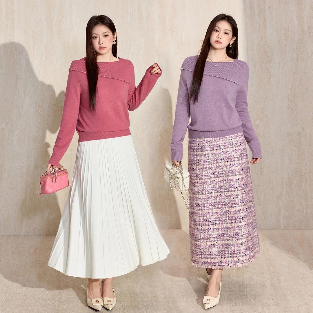 蓝语大码女装软糯绒感保暖一字领钉珠毛衣冬季新款显瘦内搭打底衫