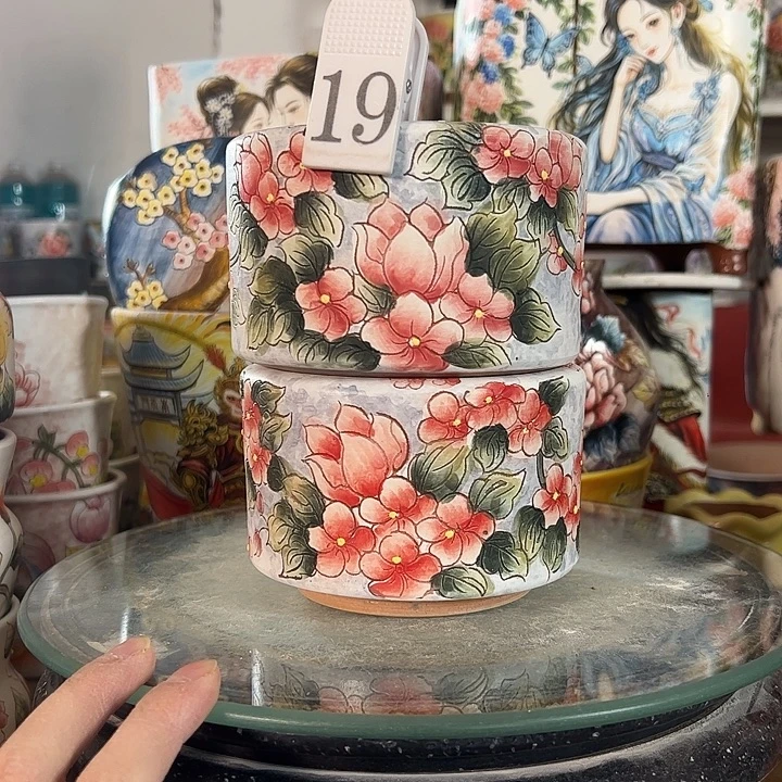 景德镇市手绘花盆性价比超级无敌高