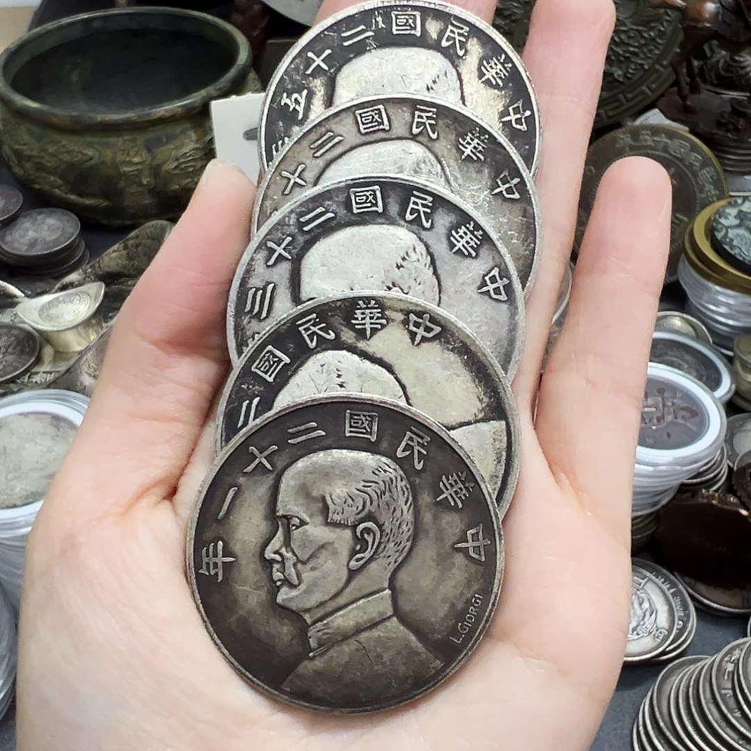 金属复古风格摆件