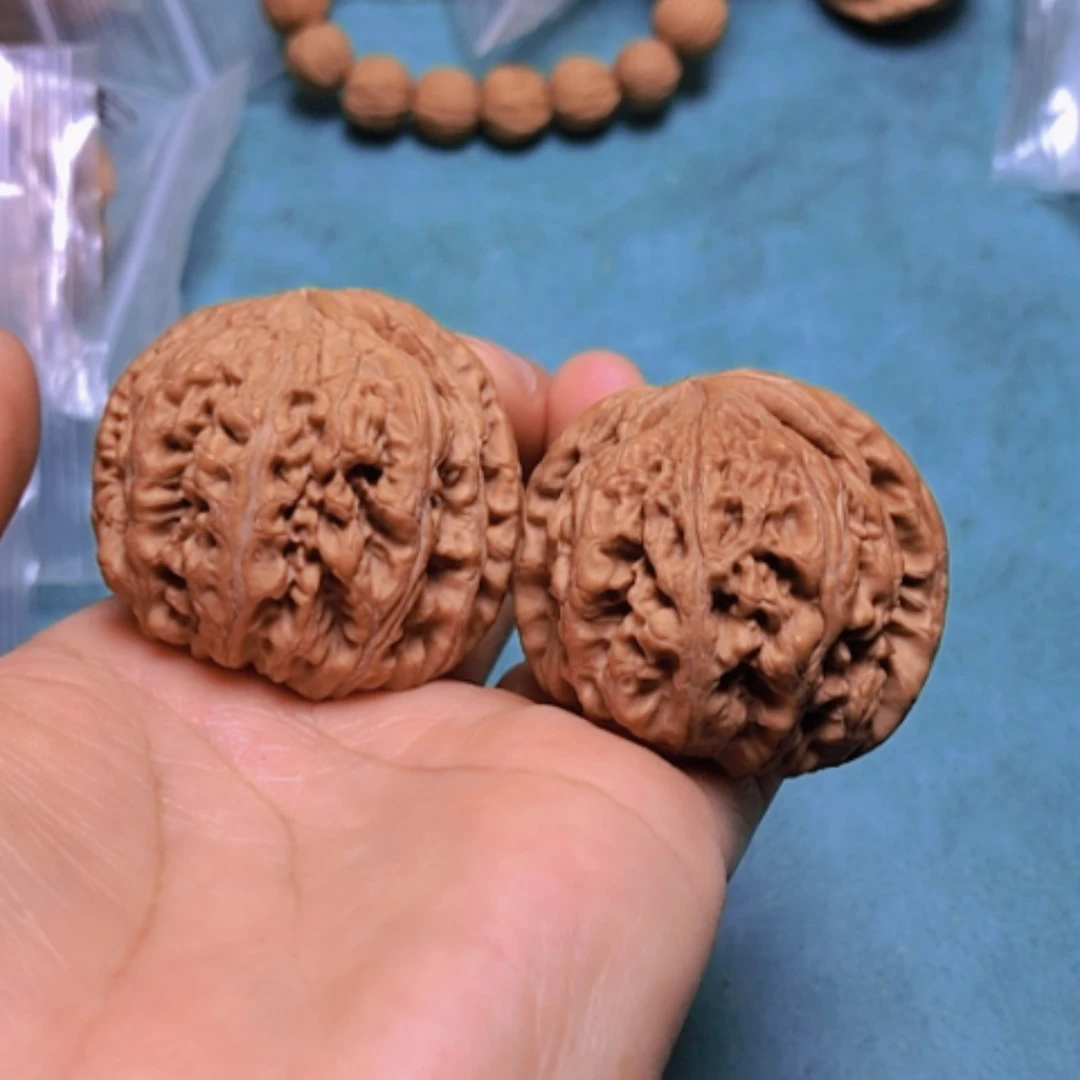 【闪购商品】核桃摆件40粗筋水尖出油
