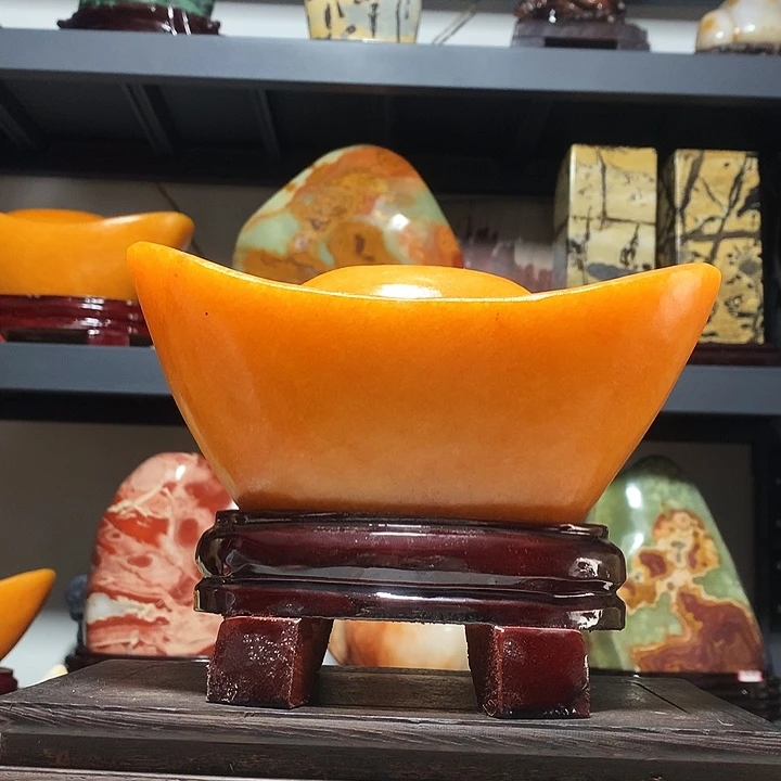 石材宽21厘米高15厘米