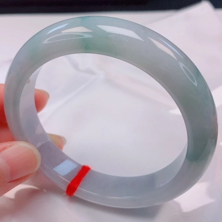 翡翠未镶嵌手镯60圈口