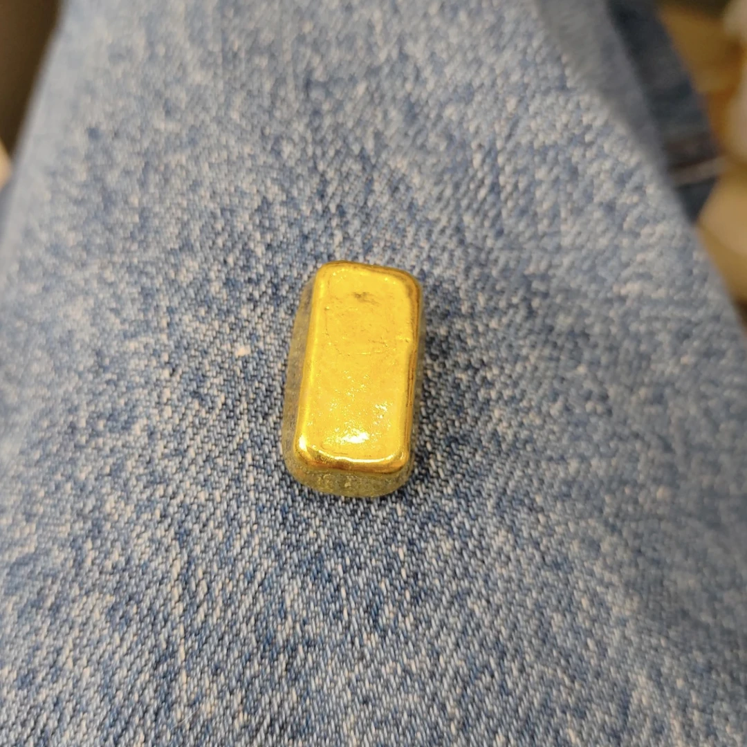 可溶可改款黄色小砖块摆件【30g-40g】