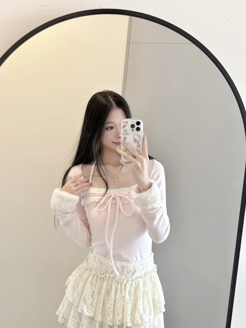 希妮丝 漂亮出片衣服纯欲甜美风毛领拼接挂脖上衣女款内搭打底衫