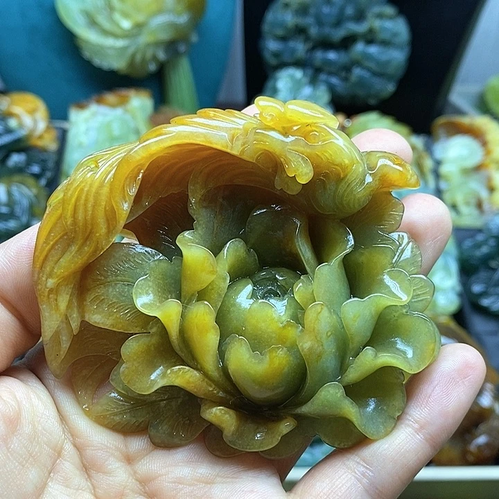 蛇纹石玉未镶嵌挂件
