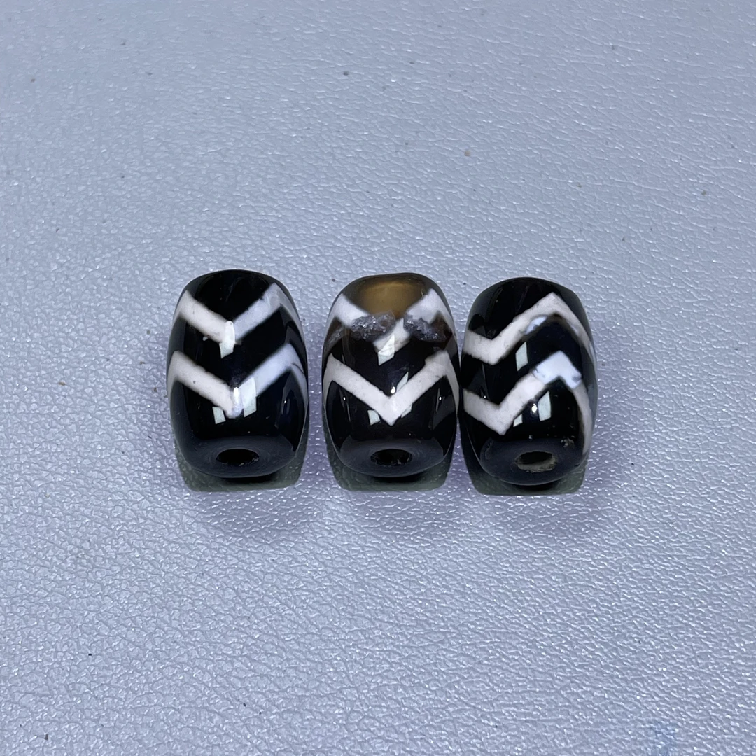 B3 玛瑙配饰（底色 尺寸多样发其一）