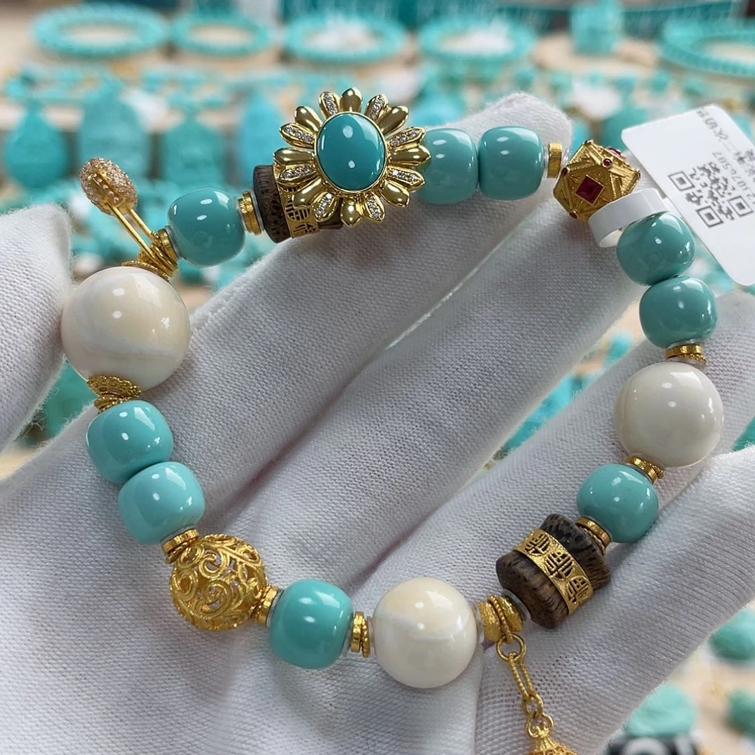 绿松石珠宝奇石18K金镶嵌