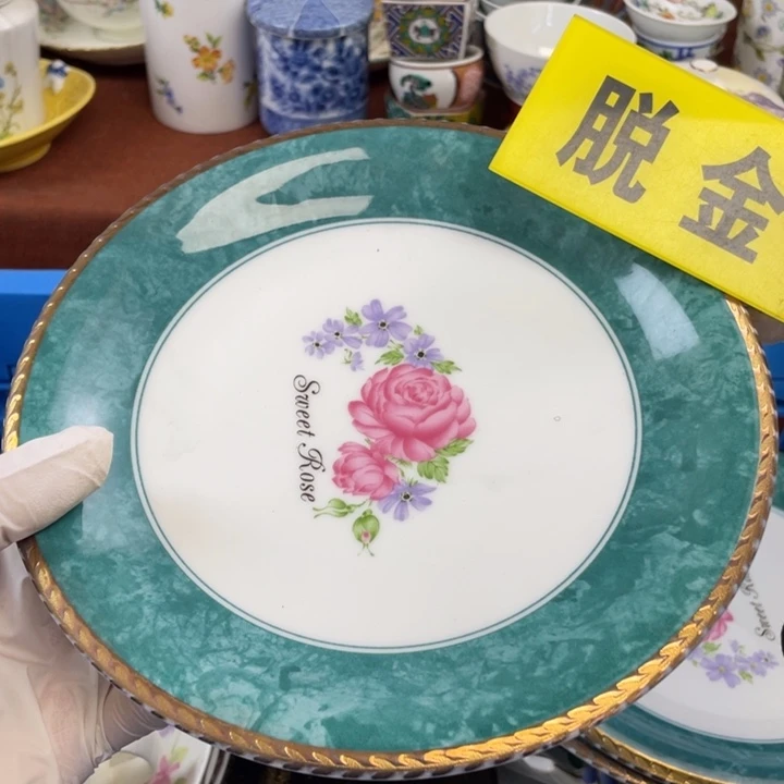 他家瓷器真美…开播了