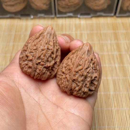 【闪购商品】文玩核桃把件塔尖……