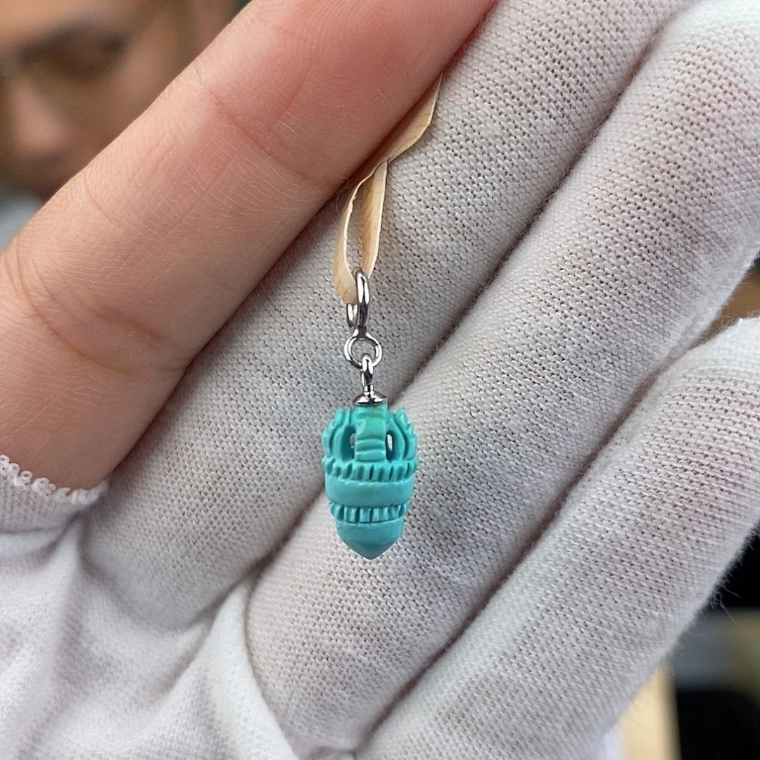 未镶嵌绿松石珠宝奇石