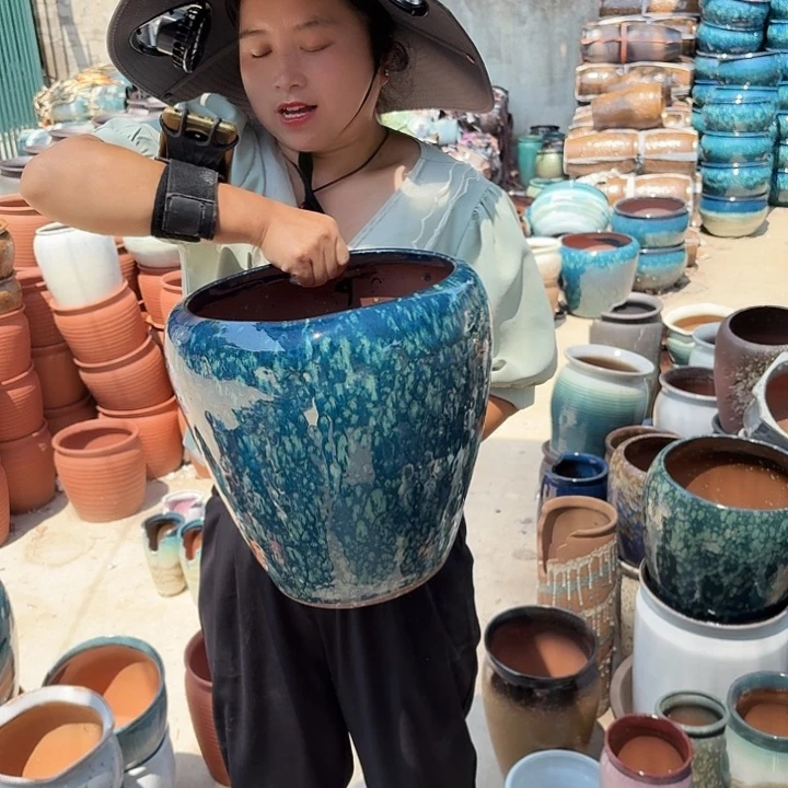 口27高30瑕疵一个盆子。