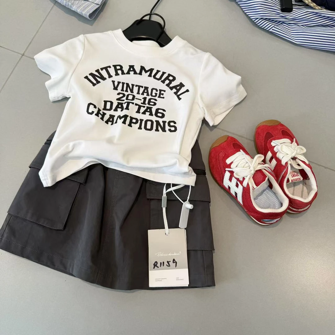 R1159儿童字母短袖