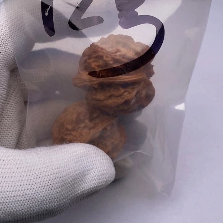 吊坠文玩核桃三棱