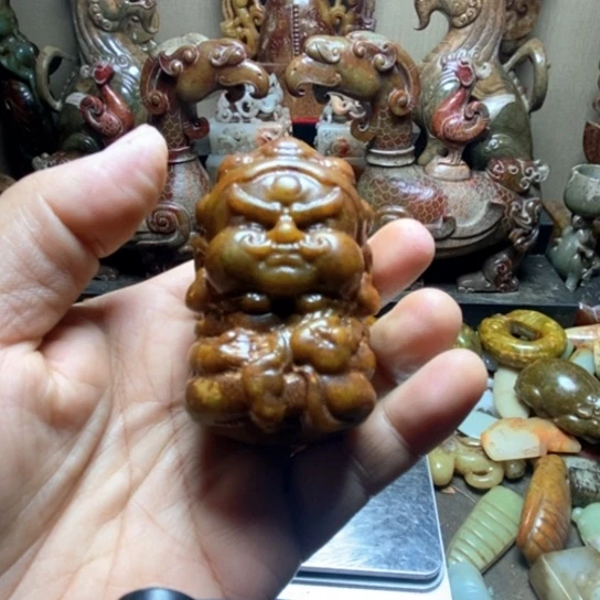 未镶嵌和田玉摆件