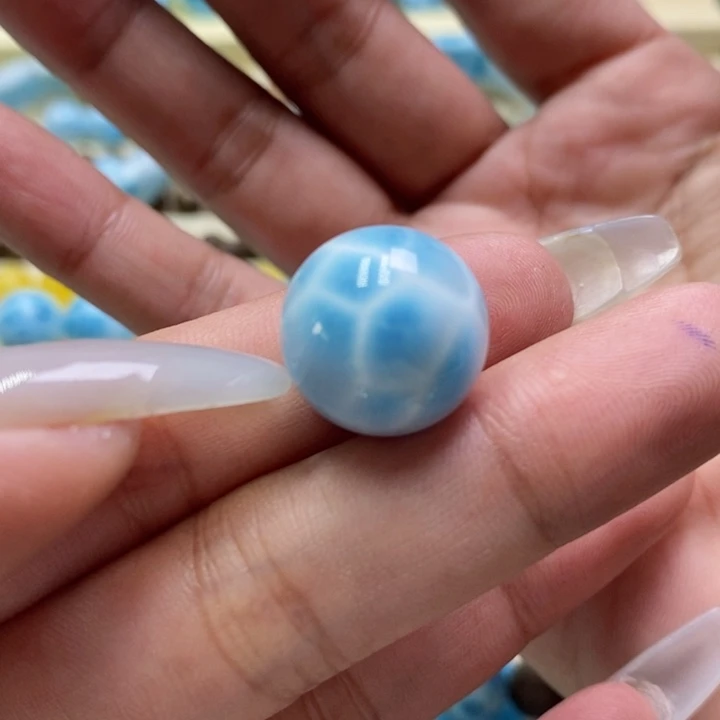 9***王针钠钙石（海纹石）未镶嵌颈饰