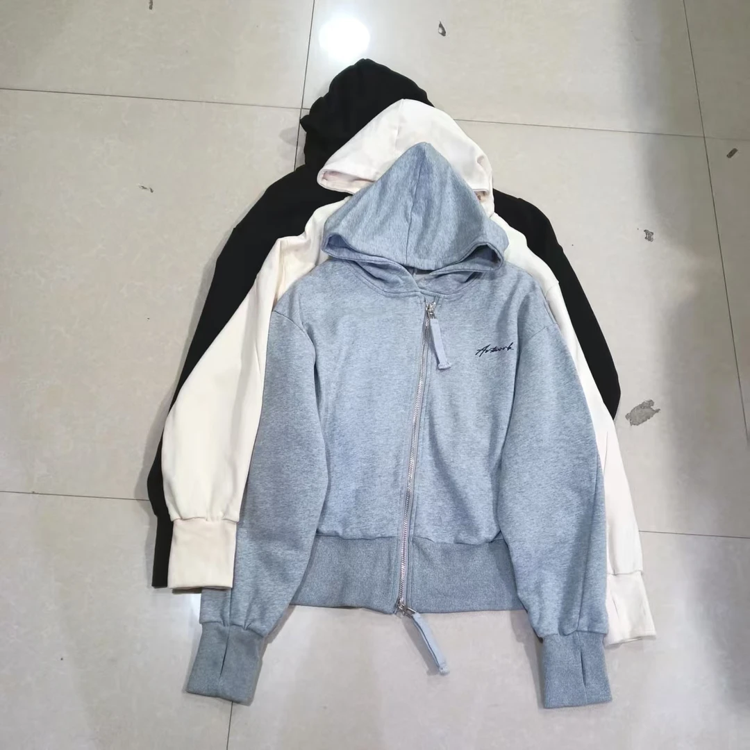 8106  三色休闲连帽拉链卫衣