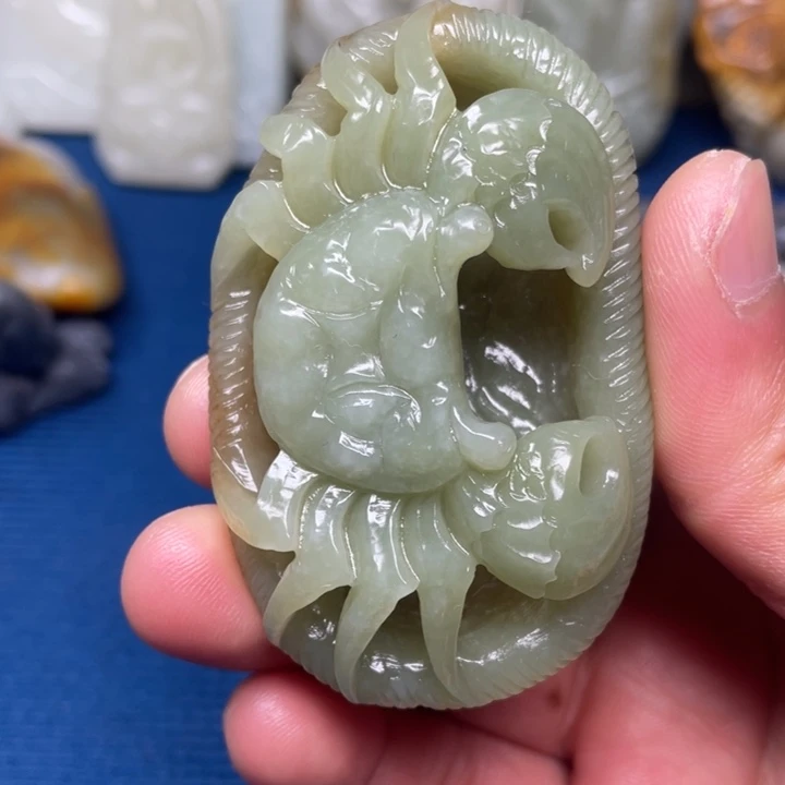 颈饰未镶嵌和田玉