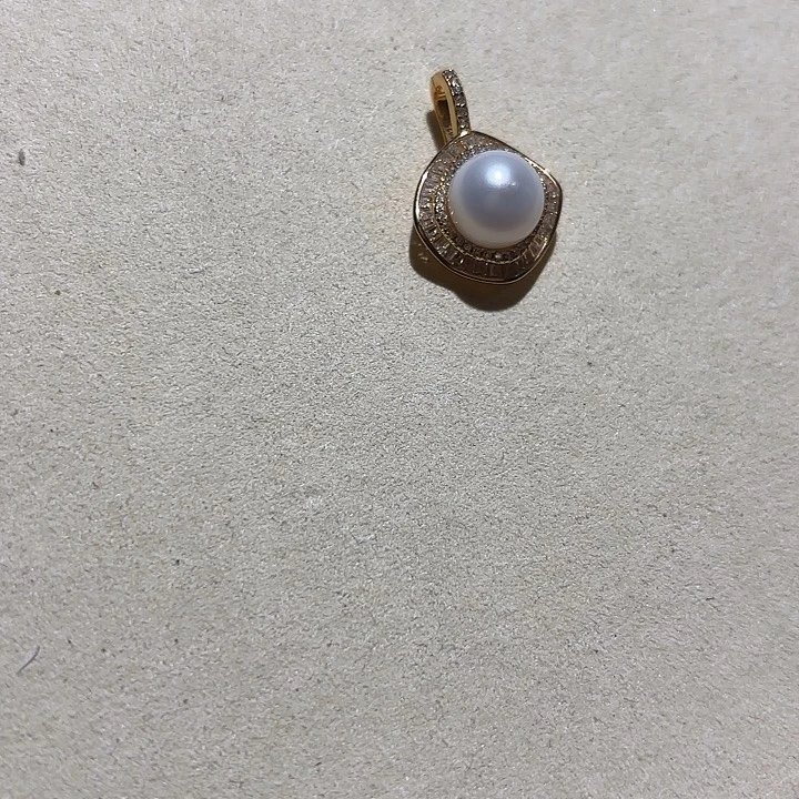 淡水珍珠银S925镶嵌吊坠(赠链)