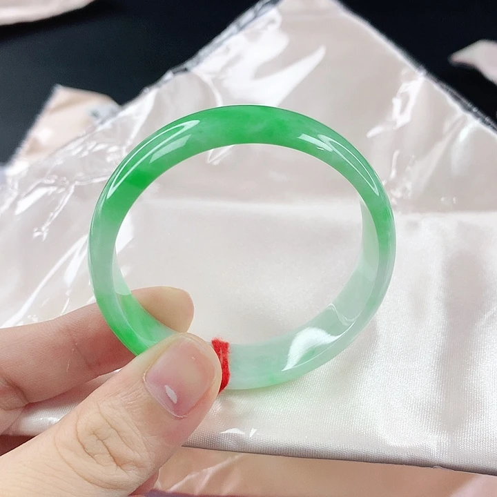 未镶嵌手镯翡翠翡翠333
