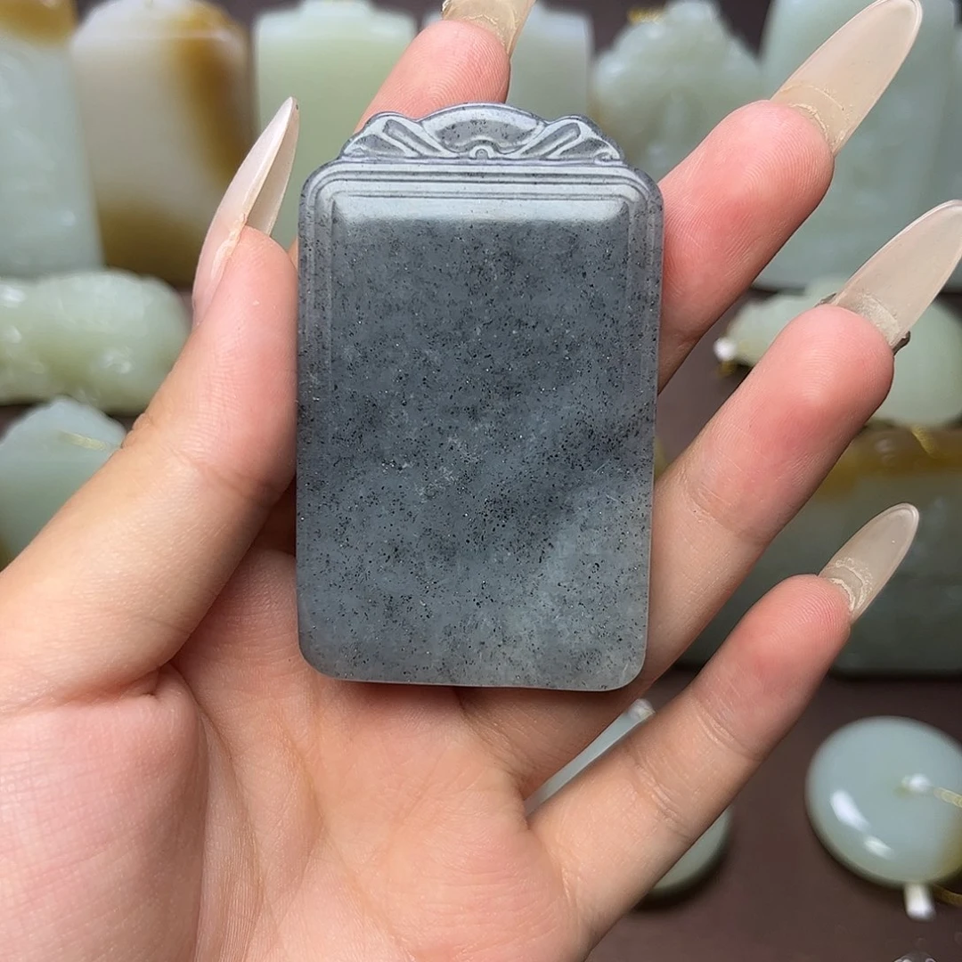 和田玉未镶嵌颈饰玉*缘