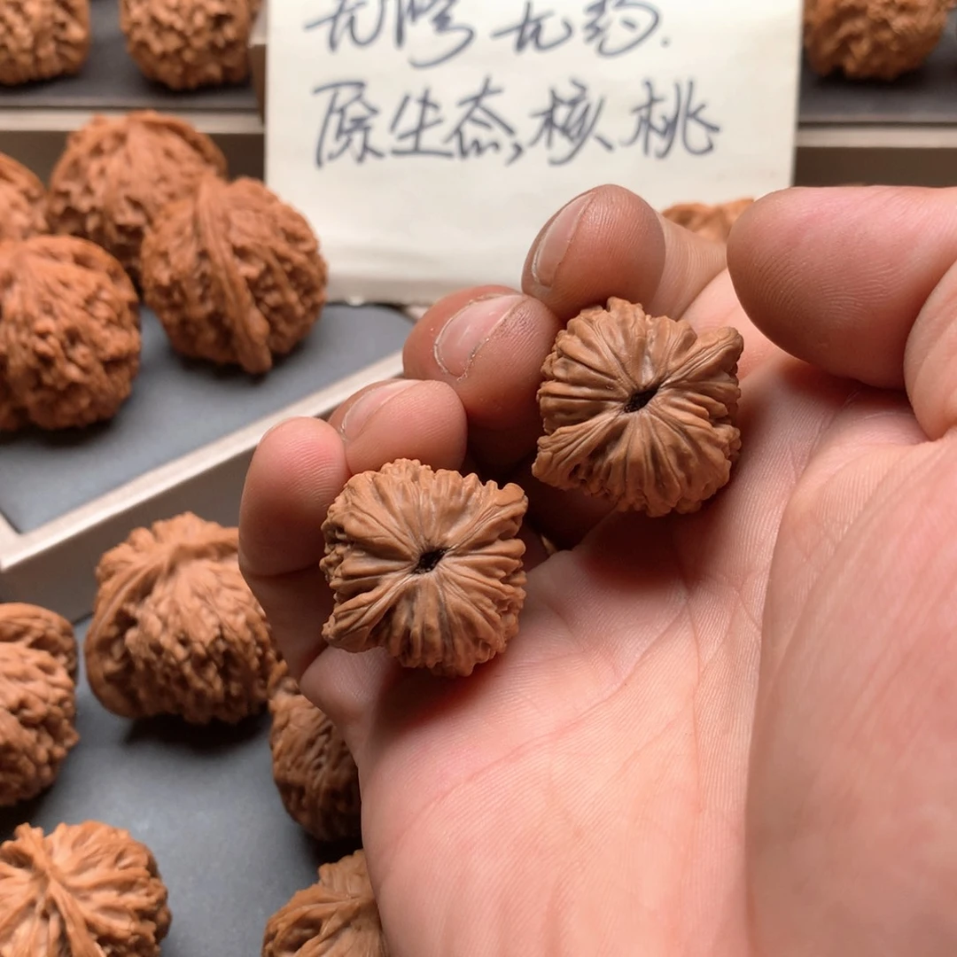 文玩核桃吊坠明**士超迷你汉高楼29