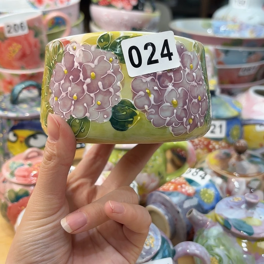 瓷片兔兔盖茨。兔兔