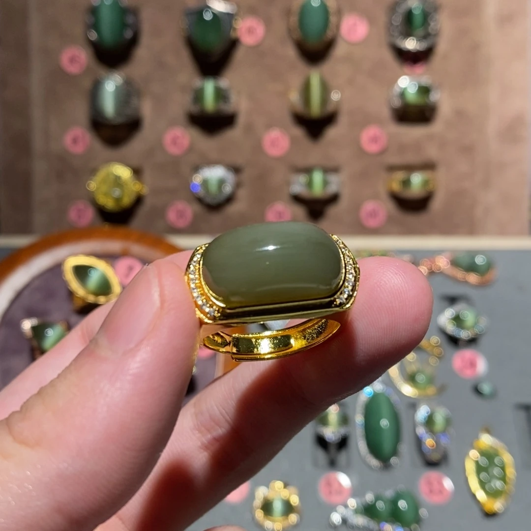 和田玉未镶嵌戒指