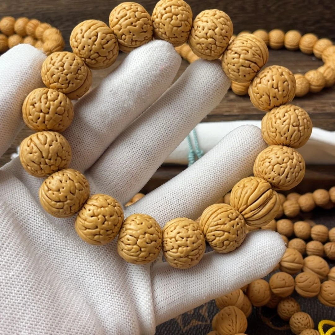 吊坠桃核肌肉苹果