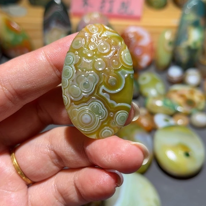 未镶嵌颈饰玛瑙/玉髓