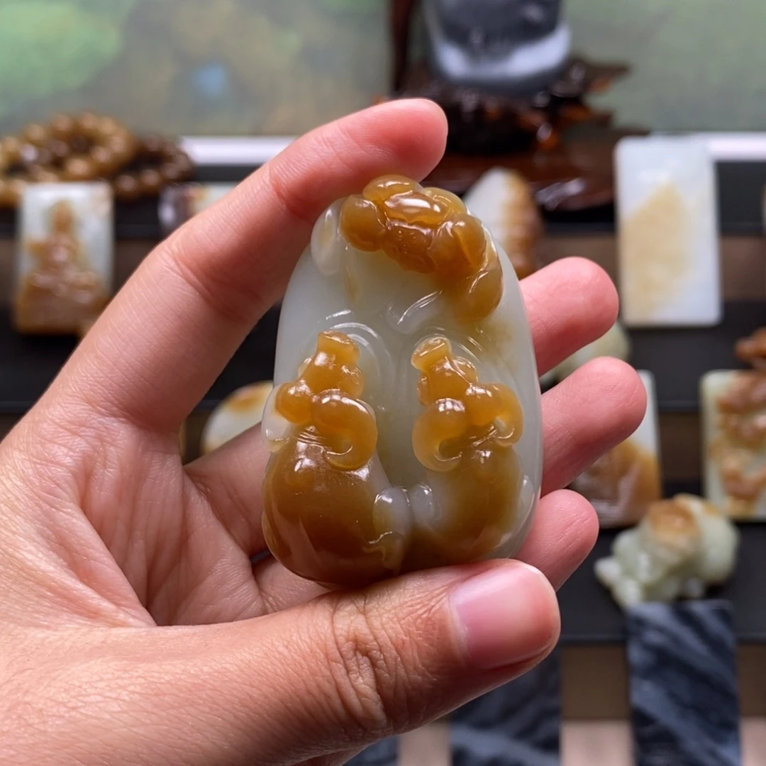 未镶嵌和田玉挂件