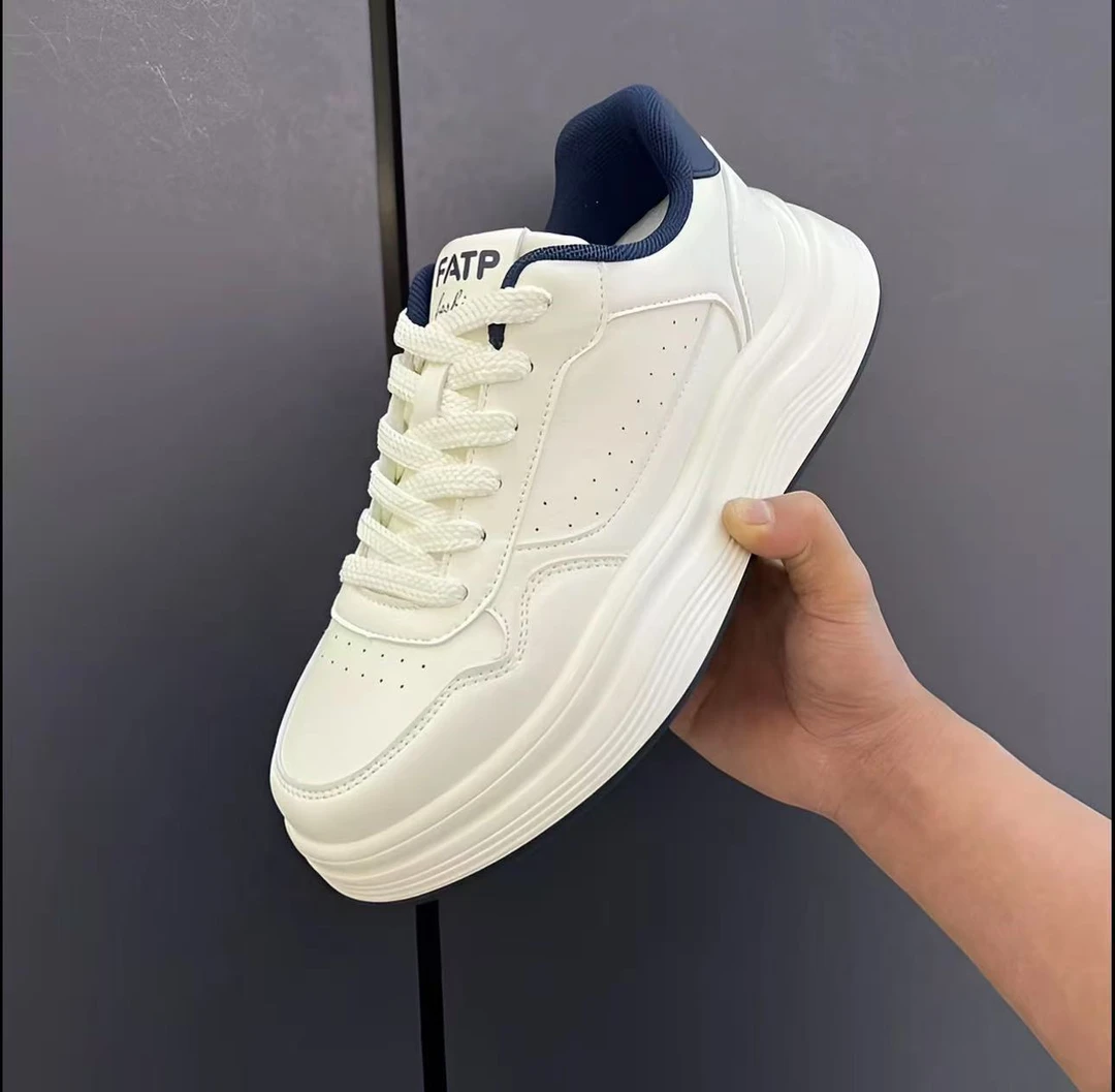 冬季新款时尚板鞋男士百搭增高透气运动鞋厚底休闲全皮面小白鞋