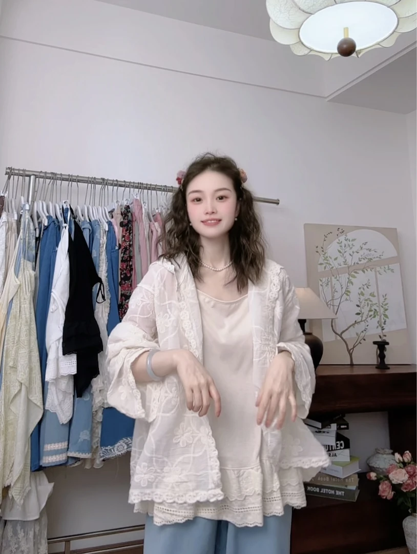 可衣-【花朵防晒】2025森系春重工花朵刺绣连帽衬衫防晒外套甜美