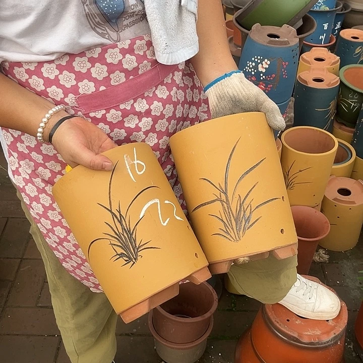 红泥花盆紫砂花盆两只