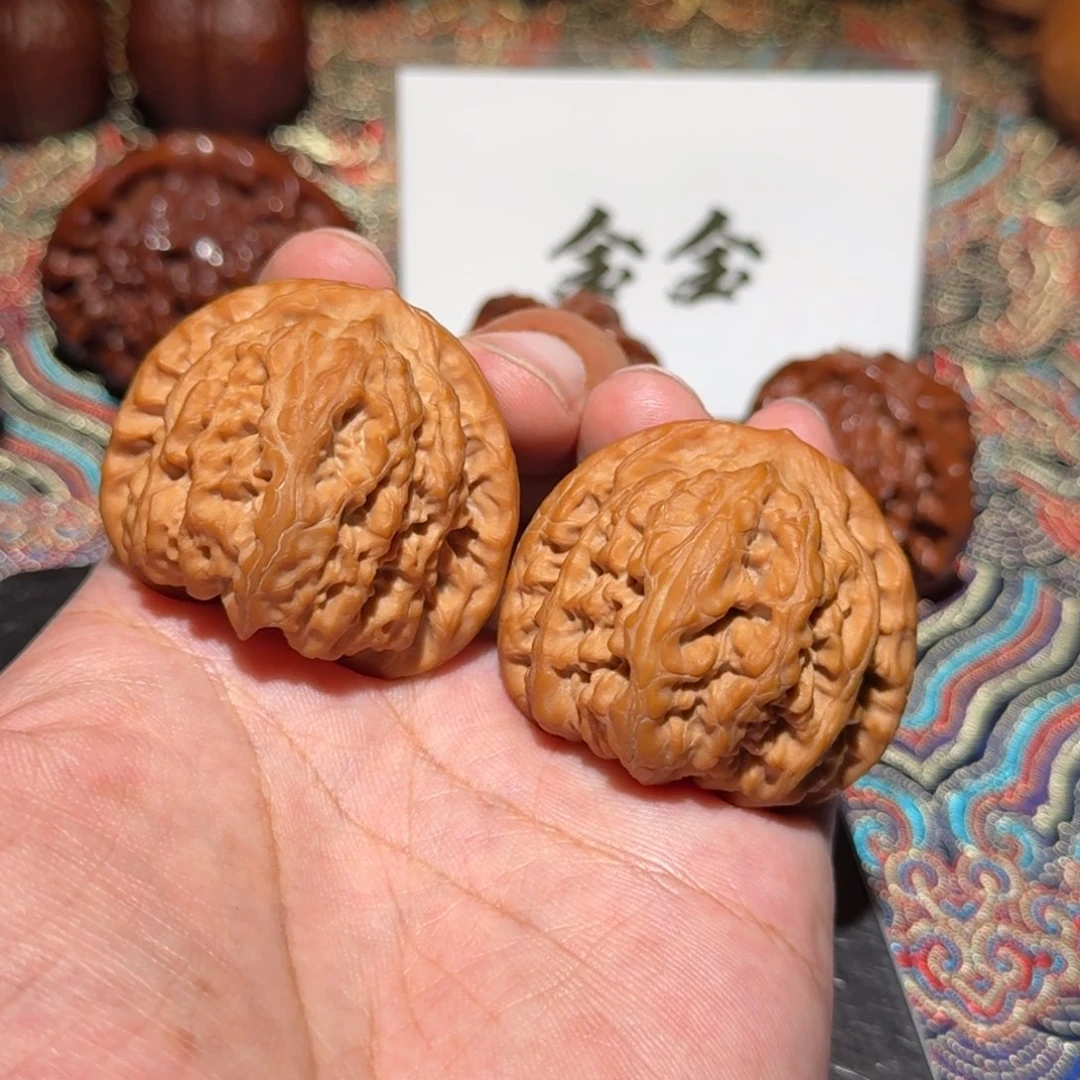 把件核桃098平谷九龙，尺寸42