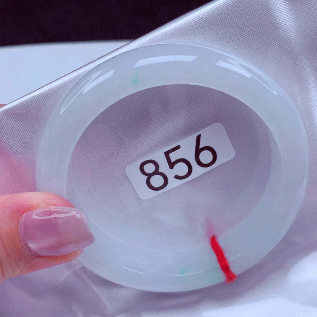 翡翠未镶嵌手镯手镯