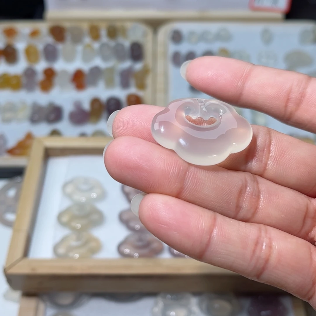 玛瑙/玉髓颈饰合金花***吃