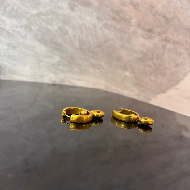 铜合金耳饰 爱心字母耳环EH2373