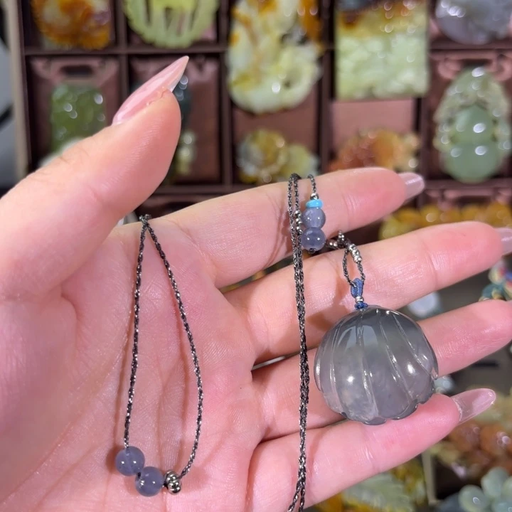 蛇纹石玉合金颈饰