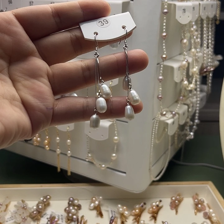 银S925镶嵌淡水珍珠耳饰