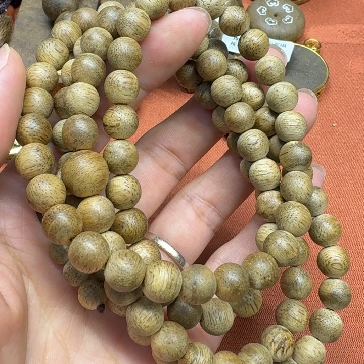 大叶紫檀（黑酸枝木类）
